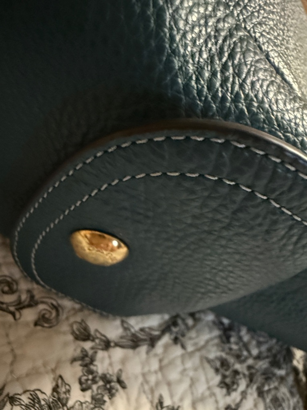 COACH Pennie Shoulder Bag Gold Hardware; Like New! - Picture 7 of 12